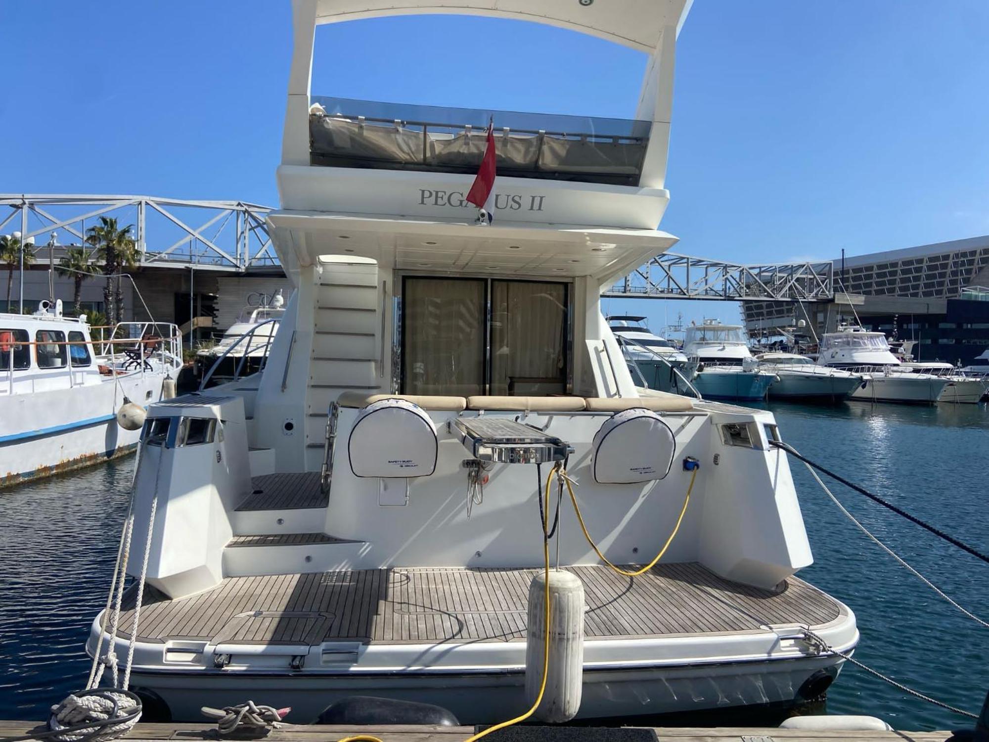Yacht Pegasus II Hotel Barcelona Kültér fotó
